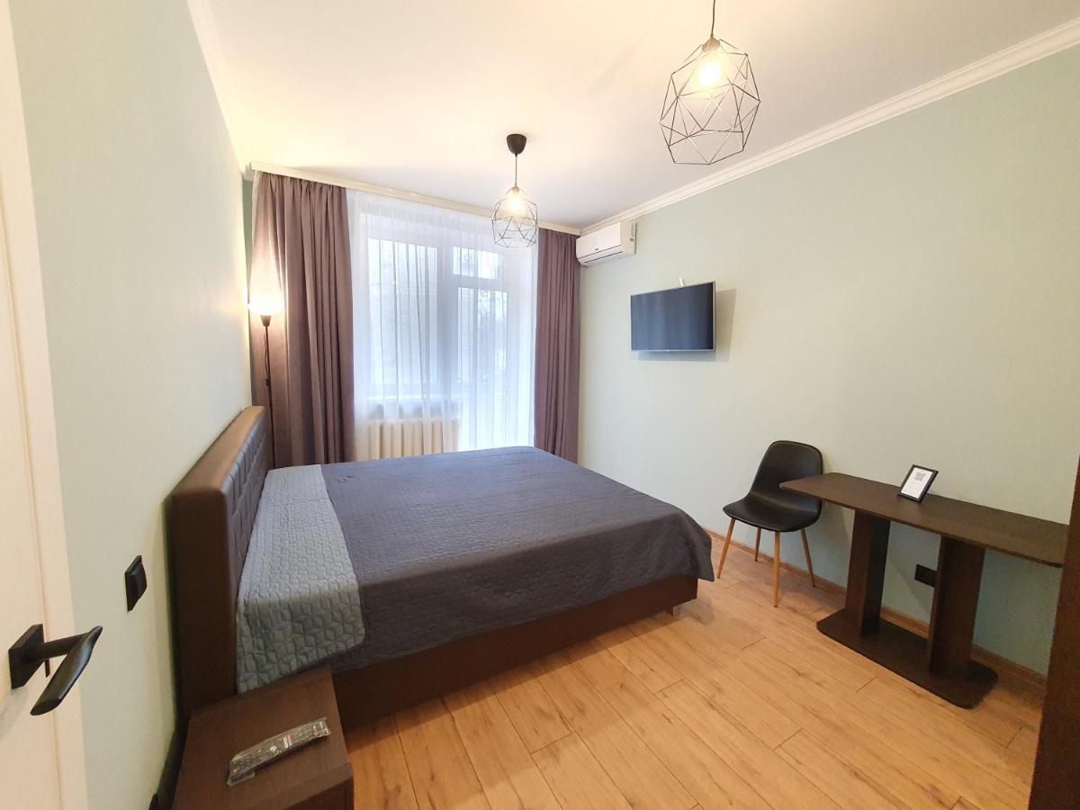 All New And Cozy Apartment In The Silence Center Chisináu Exterior foto